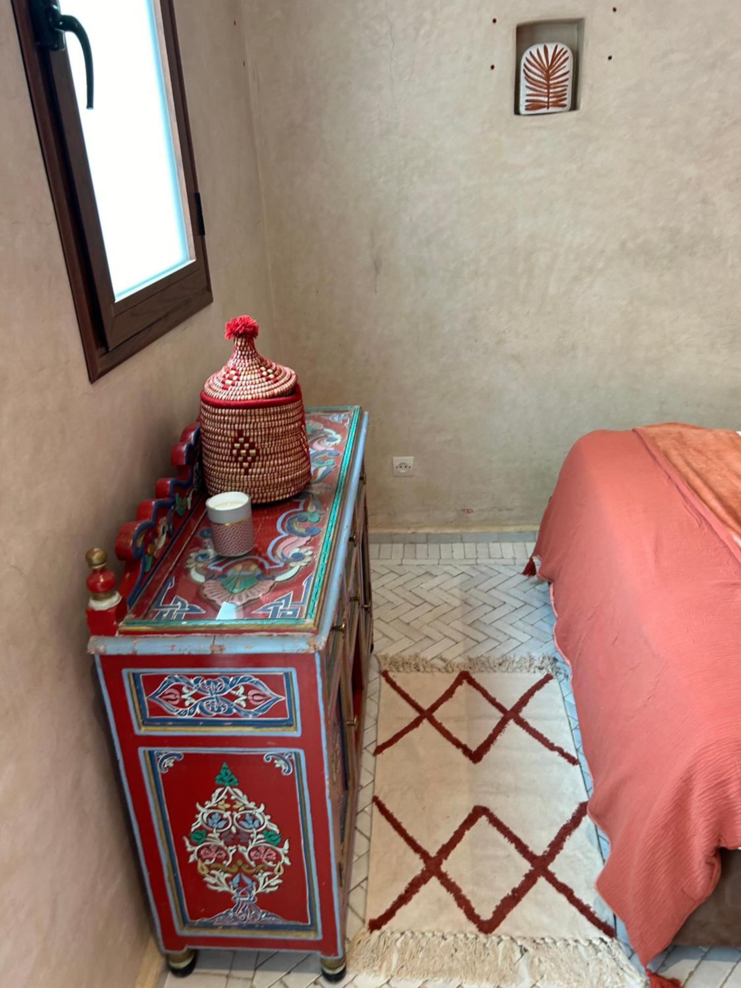Riad Amazing Amazigh Avec Jacuzzi Petit Dejeuner Compris Avec Aussi Chambres Familiales Pres De La Place Jemaa El Fna Marraquexe Exterior foto